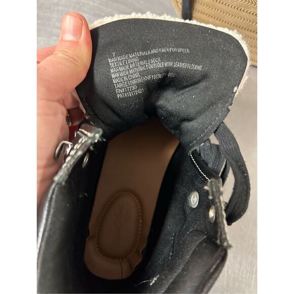 Women’s Black Kimber Sherpa Tongue Boots Universal Thread size 7. - Picture 8 of 8